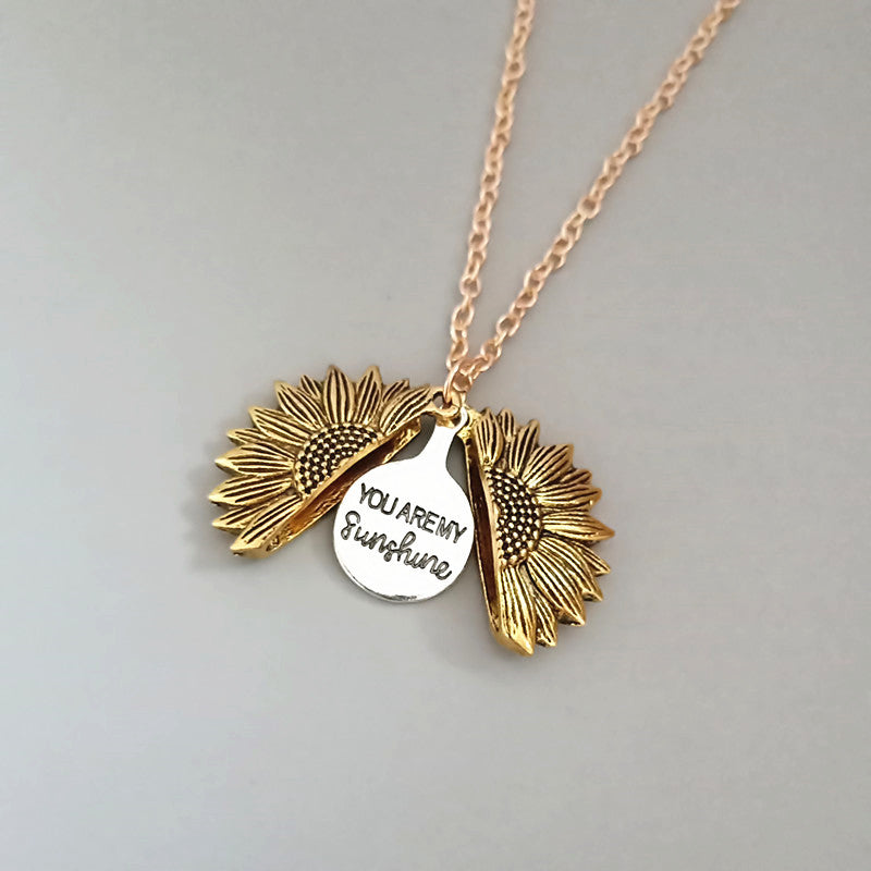 Veloura Sunflower Necklace